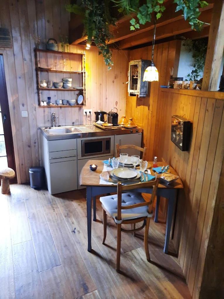 Le Manoir D'ange Bed & Breakfast Ferrieres